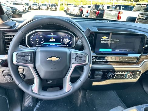 New 2026 Chevrolet Silverado 1500 LT image 16