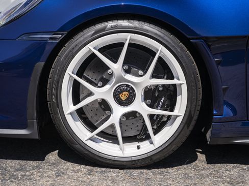 Used 2024 Porsche 911 GT3 RS RWD image 15
