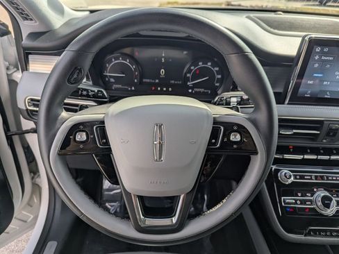 Used 2022 Lincoln Corsair FWD image 26