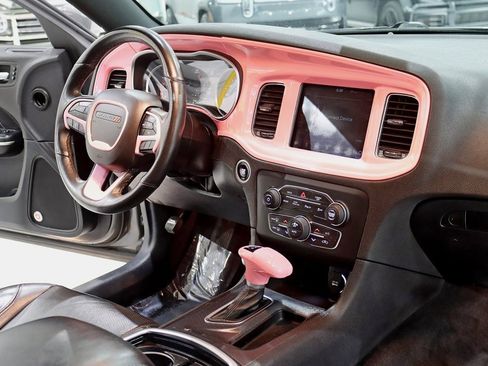 Used 2018 Dodge Charger GT image 31