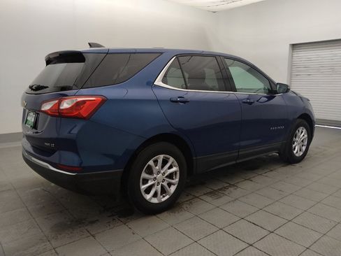 Used 2019 Chevrolet Equinox LT w/ Driver Convenience Package AWD/4WD image 10