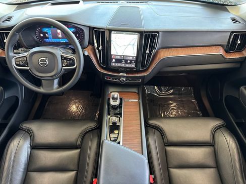 Certified 2023 Volvo XC60 B5 Ultimate AWD/4WD image 12