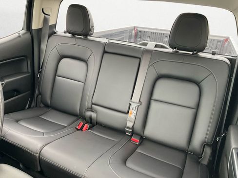 Used 2015 Chevrolet Colorado LT w/ Luxury Package image 9