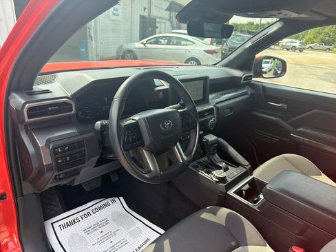 Used 2024 Toyota Tacoma TRD Off-Road AWD/4WD image 16