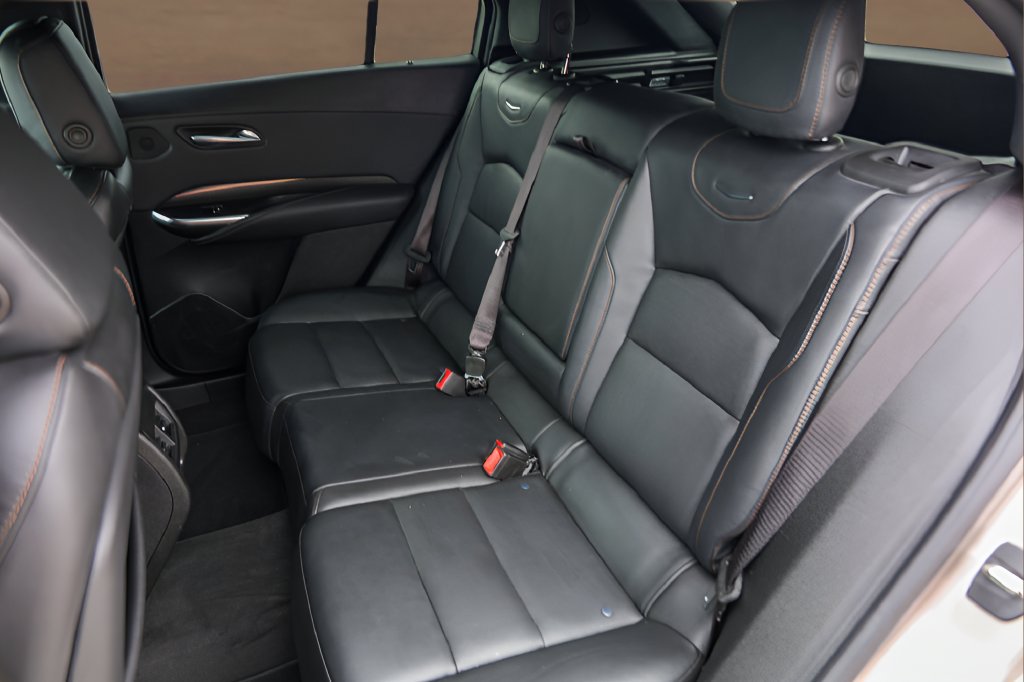 Certified 2023 Cadillac XT4 Sport FWD image 25
