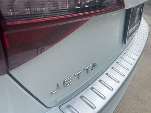Used 2023 Volkswagen Jetta SEL FWD image 31