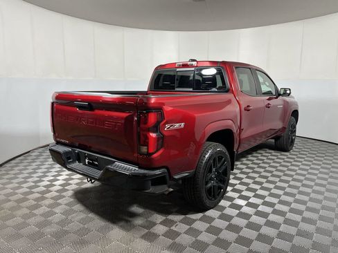 Used 2024 Chevrolet Colorado Z71 w/ Z71 Convenience Package 2 AWD/4WD image 8