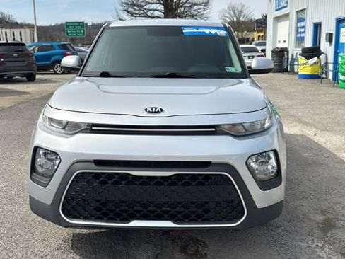 Used 2021 Kia Soul LX image 14