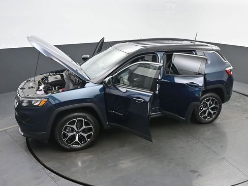 New 2026 Jeep Compass Limited image 65