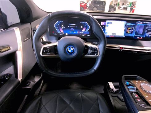 Certified 2023 BMW iX xDrive50 w/ Premium Package AWD/4WD image 5