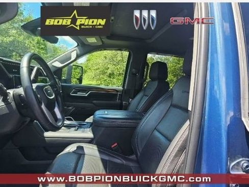 Used 2025 GMC Sierra 2500 Denali w/ Denali Reserve Package AWD/4WD image 2