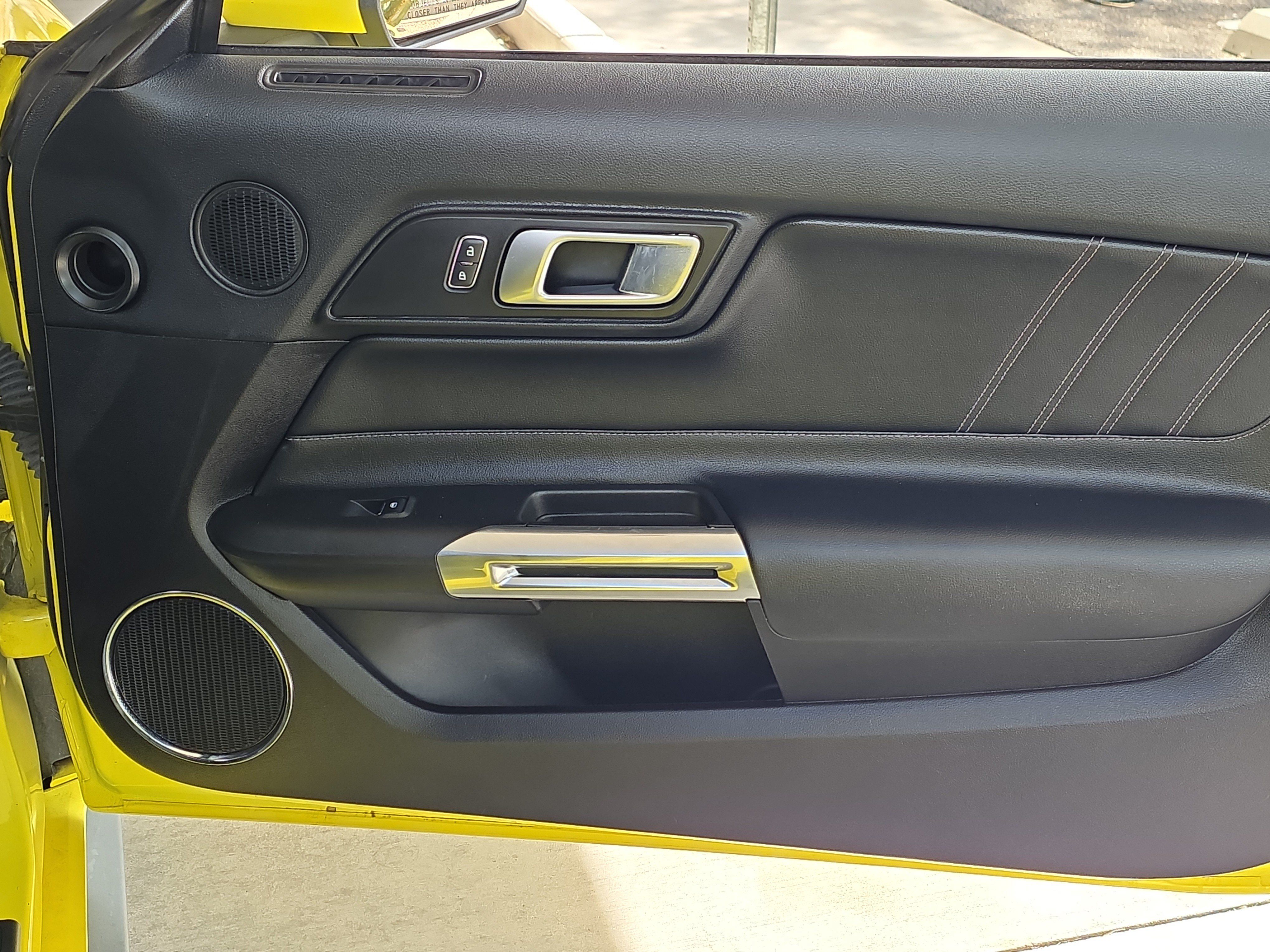 Used 2021 Ford Mustang Premium RWD image 21