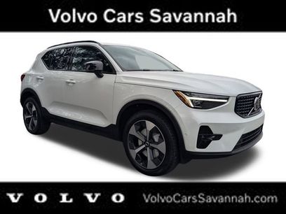 New 2026 Volvo XC40 B5 Plus w/ Protection Package Premier