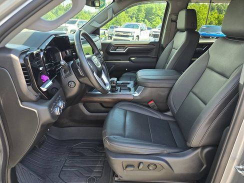 Certified 2023 GMC Sierra 1500 SLT w/ SLT Premium Package AWD/4WD image 4