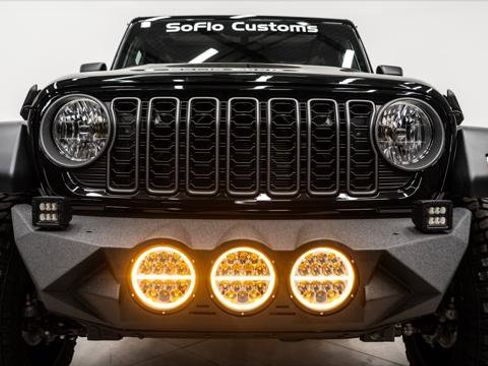 Used 2026 Jeep Wrangler Unlimited Sport image 40