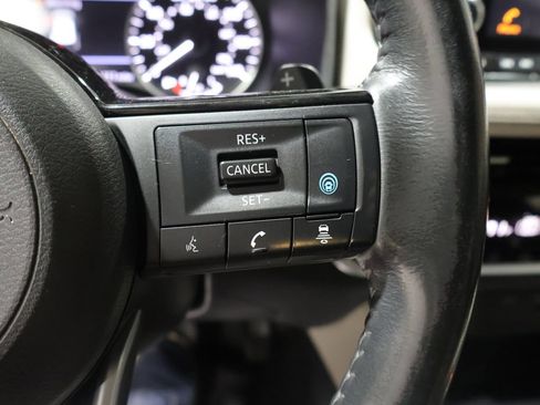 Used 2021 Nissan Rogue SL AWD/4WD image 36