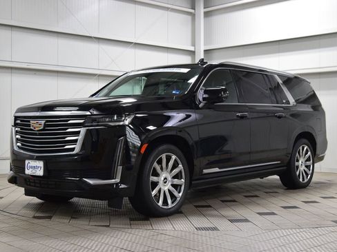 Used 2024 Cadillac Escalade ESV Premium Luxury Platinum AWD/4WD image 3