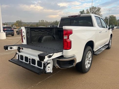 New 2026 Chevrolet Silverado 1500 LTZ w/ LTZ Premium Package image 6