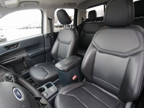 Used 2024 Ford Maverick Lariat w/ Black Appearance Package image 18