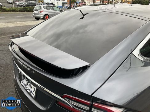 Used 2018 Tesla Model X 100D image 92