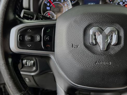 Used 2019 RAM 1500 Big Horn AWD/4WD image 19