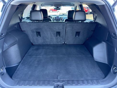 Used 2022 Chevrolet Equinox Premier FWD image 27