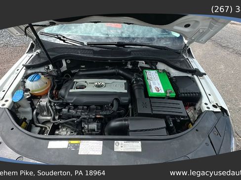 Used 2013 Volkswagen CC R-Line FWD image 31