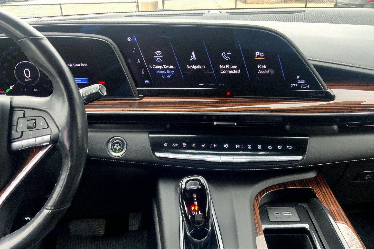 Used 2022 Cadillac Escalade Luxury AWD/4WD image 6