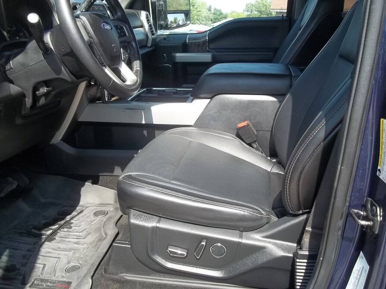 Used 2017 Ford F350 Lariat w/ Chrome Package AWD/4WD image 10