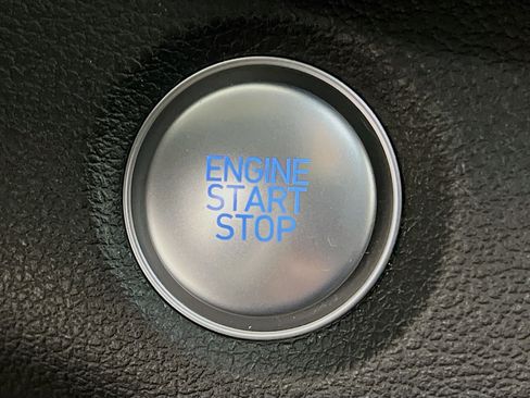 Used 2020 Hyundai Santa Fe SEL image 12