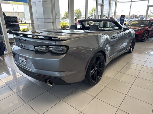 Certified 2020 Chevrolet Camaro SS image 4