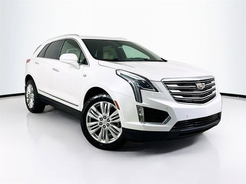 Used 2018 Cadillac XT5 Premium Luxury image 1