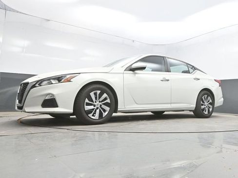 Used 2021 Nissan Altima 2.5 S FWD image 40