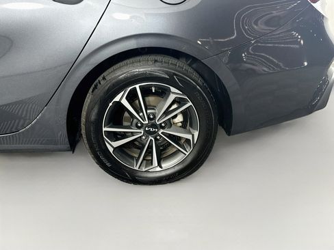 Used 2024 Kia Forte LXS FWD image 11