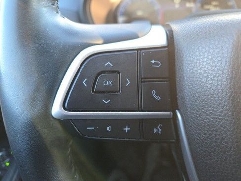 Used 2024 Toyota Grand Highlander Platinum image 4