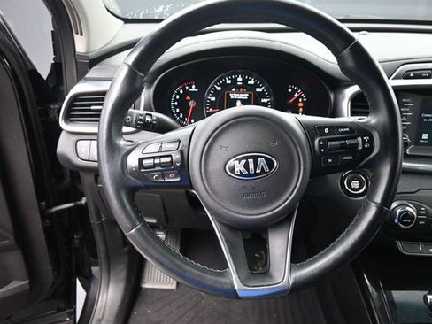 Used 2018 Kia Sorento EX AWD/4WD image 19