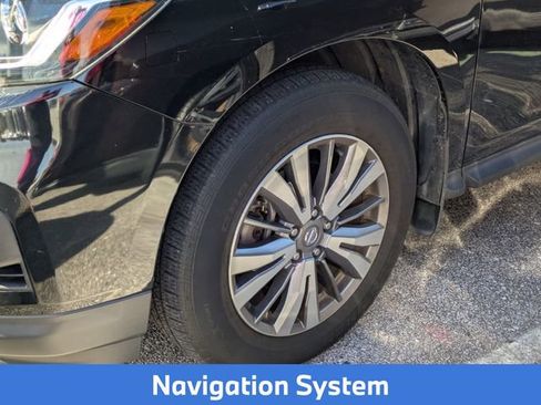 Used 2019 Nissan Pathfinder SL image 6