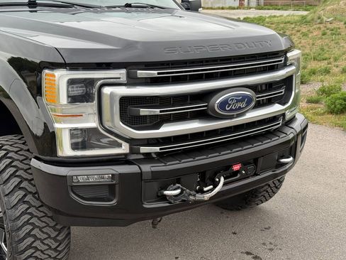 Used 2021 Ford F350 Platinum AWD/4WD image 5