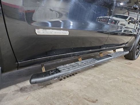 Used 2023 GMC Sierra 1500 Elevation image 7