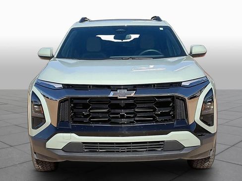 Used 2025 Chevrolet Equinox ACTIV AWD/4WD image 5