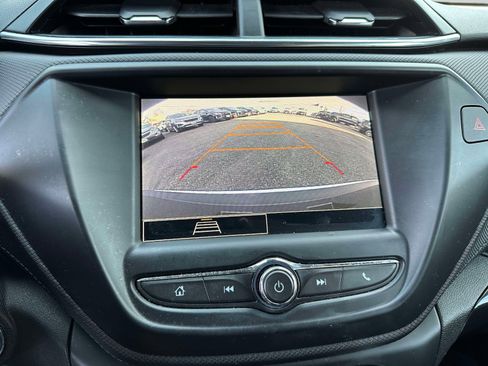 Used 2023 Chevrolet TrailBlazer LT image 28