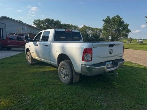 Used 2022 RAM 2500 Tradesman AWD/4WD image 3