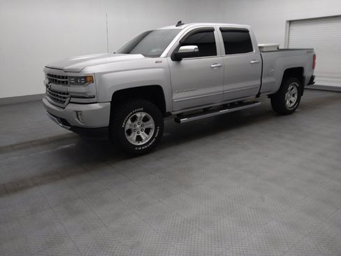 Used 2017 Chevrolet Silverado 1500 LTZ Z71 w/ LTZ Plus Package AWD/4WD image 2