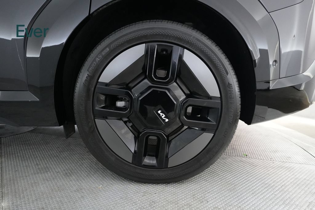 Used 2024 Kia EV9 GT-Line AWD/4WD image 9