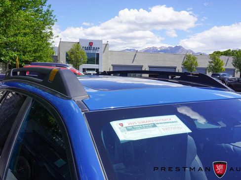 Used 2025 Subaru Outback Wilderness AWD/4WD image 7