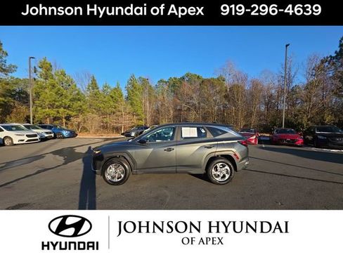 Certified 2022 Hyundai Tucson SE image 17