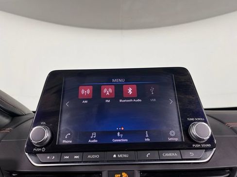 Used 2022 Nissan Altima 2.5 SR w/ Midnight Edition Package FWD image 32