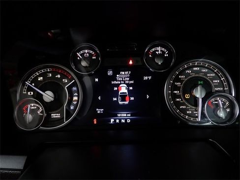 Used 2018 RAM 1500 Limited image 21