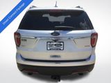 Used 2018 Ford Explorer XLT w/ Equipment Group 202A image 5