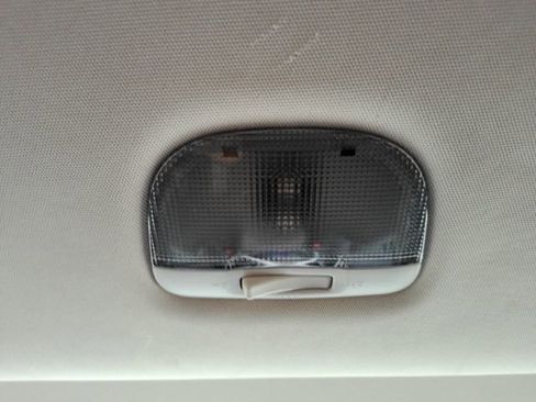 Used 2020 Subaru Outback Limited image 29